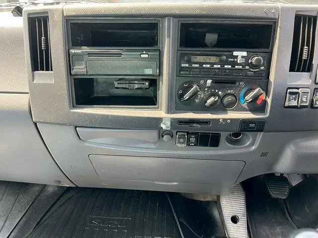 いすゞ フォワード QDG-FVZ34U2(6x4)の写真31