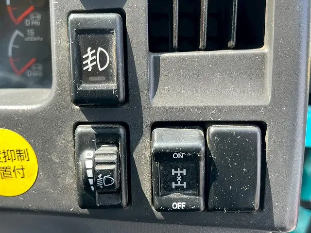 いすゞ フォワード QDG-FVZ34U2(6x4)の写真33