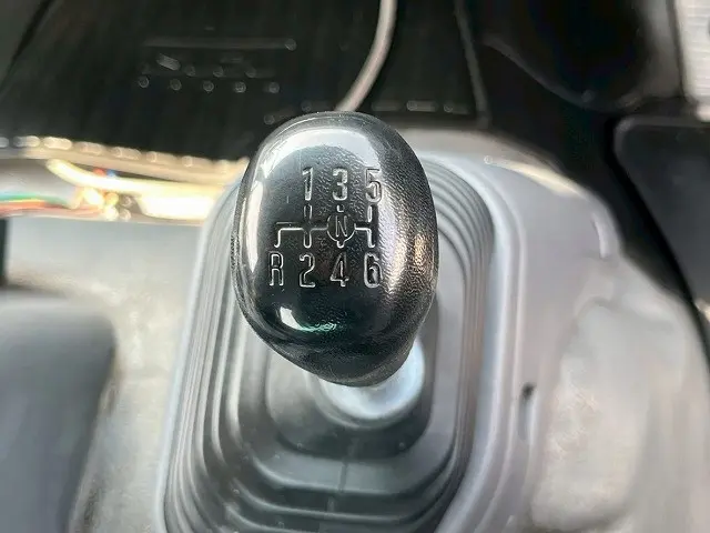 いすゞ フォワード QDG-FVZ34U2(6x4)の写真36