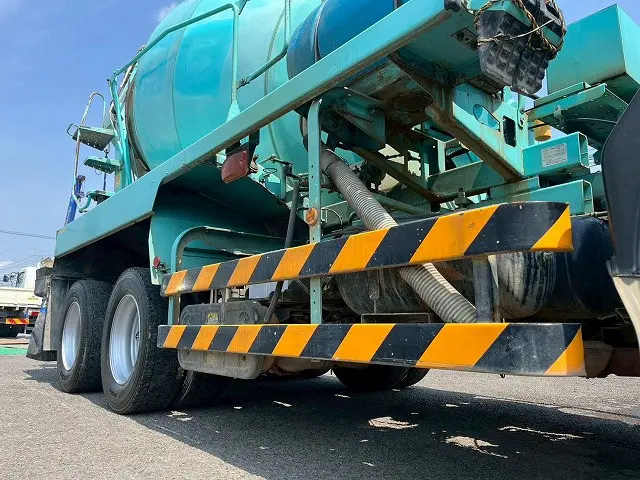 いすゞ フォワード QDG-FVZ34U2(6x4)の写真39