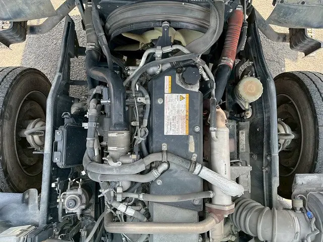 いすゞ フォワード QDG-FVZ34U2(6x4)の写真40