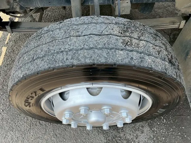 いすゞ フォワード QDG-FVZ34U2(6x4)の写真48