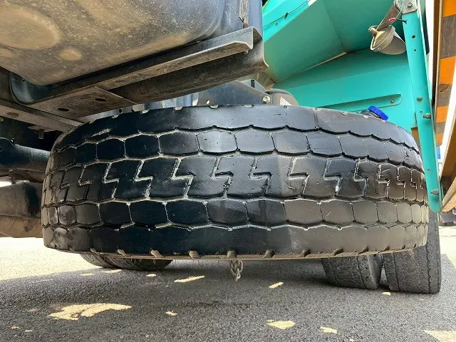 いすゞ フォワード QDG-FVZ34U2(6x4)の写真49