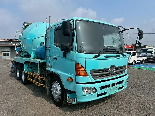 ★★6速MT!★日野大型/GVW20tクラス!★H26-増トンレンジャー・コンクリートミキサー車★|日野 レンジャー LDG-GK8JKAA(6x4)の写真4