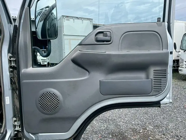 いすゞ エルフ BDG-NKR85A(未入力/関係無)の写真19