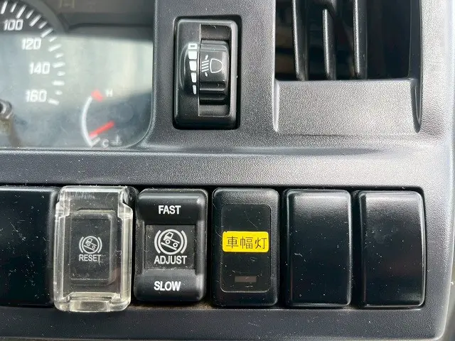 いすゞ エルフ BDG-NKR85A(未入力/関係無)の写真31