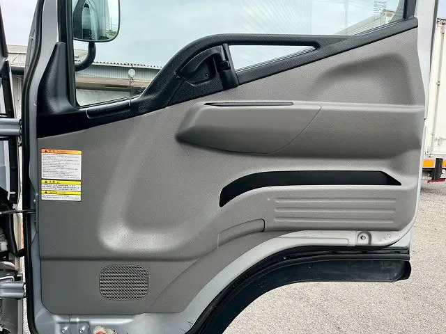 三菱 キャンター 2PG-FEB90(未入力/関係無)の写真18