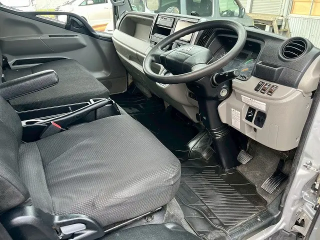 三菱 キャンター 2PG-FEB90(未入力/関係無)の写真19