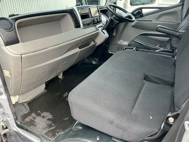 三菱 キャンター 2PG-FEB90(未入力/関係無)の写真23