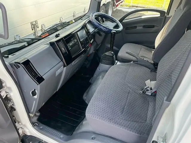 いすゞ エルフ TRG-NLR85AN(未入力/関係無)の写真26