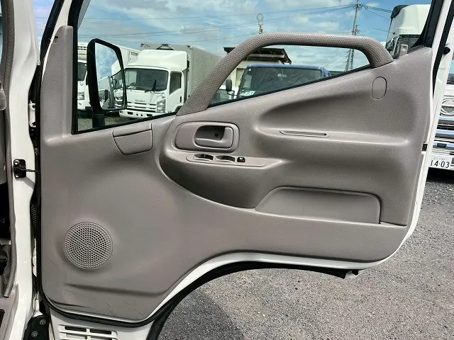 トヨタ ダイナ LDF-KDY281(4WD)の写真16