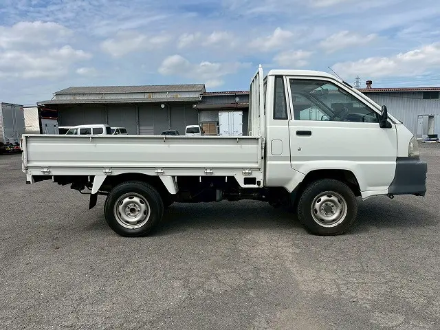 ★★コラム5速MT車！★ガソリン車！★H15-タウンエース・平ボディ★|トヨタ タウンエーストラック GK-KM80(4WD)の写真5