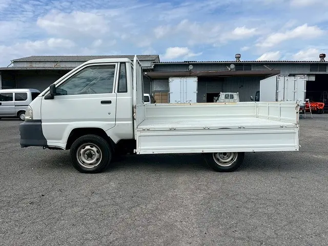 H15-タウンエース・平ボディ★フルタイム4WD！★シングルタイヤ！★|トヨタ タウンエーストラック GK-KM80(4WD)の写真10