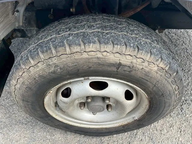 トヨタ タウンエーストラック GK-KM80(4WD)の写真32