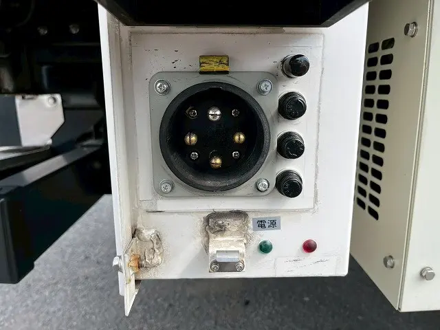 いすゞ エルフ TRG-NLR85AN(未入力/関係無)の写真15