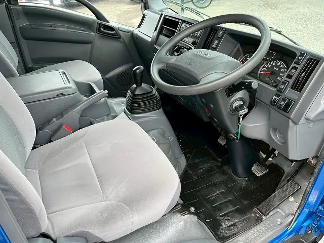 いすゞ エルフ TRG-NLR85AN(未入力/関係無)の写真20