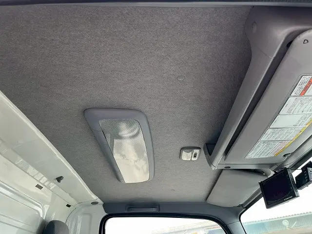 いすゞ エルフ TRG-NLR85AN(未入力/関係無)の写真22