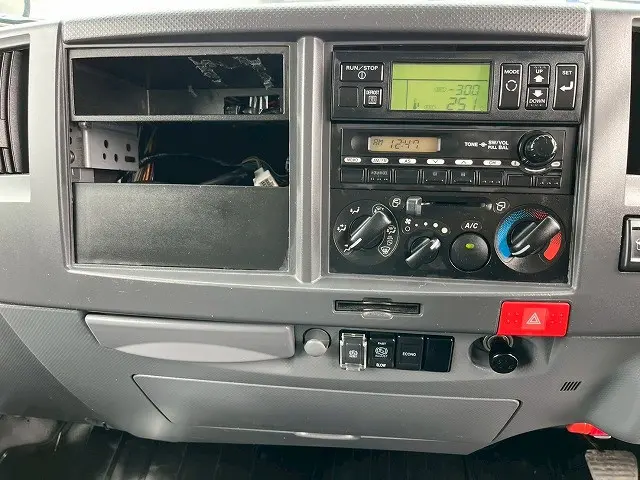 いすゞ エルフ TRG-NLR85AN(未入力/関係無)の写真29