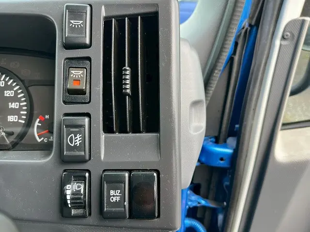 いすゞ エルフ TRG-NLR85AN(未入力/関係無)の写真32