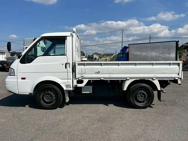 ★1トン積載!★5速MT!★ガソリン車!★H29-ボンゴ・平ボディ|マツダ ボンゴトラック DBF-SLP2L(4WD)の写真9