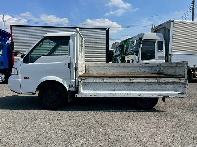 H29-ボンゴ・平ボディ★パートタイム4WD!★新型普通免許!★|マツダ ボンゴトラック DBF-SLP2L(4WD)の写真10