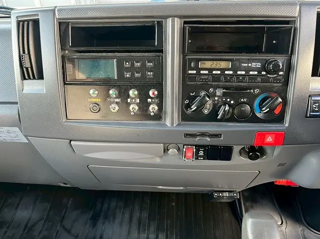 いすゞ エルフ TKG-NPR85AN(未入力/関係無)の写真28