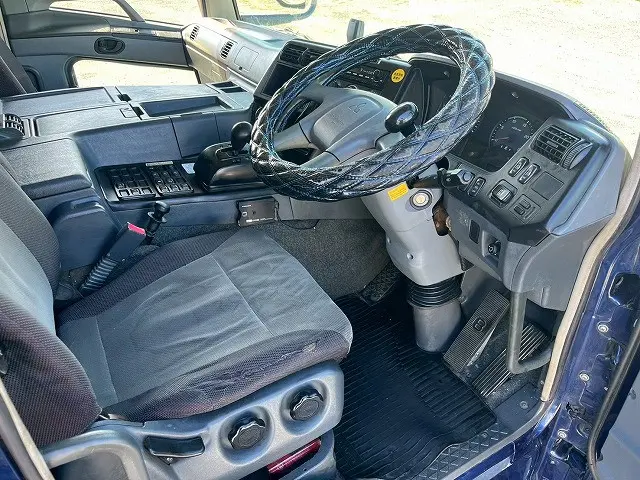 三菱 スーパーグレート QKG-FU54VZ(6x2)の写真17