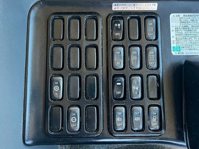 三菱 スーパーグレート QKG-FU54VZ(6x2)の写真29