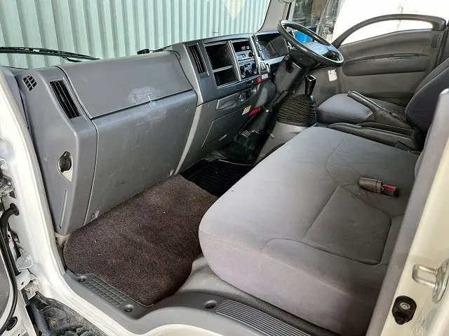 いすゞ エルフ BDG-NPR85AR(未入力/関係無)の写真25