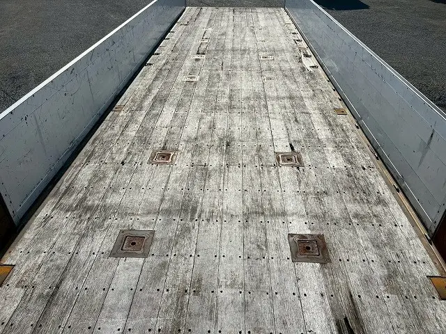 日野 プロフィア QKG-FW1EXBG(8x4)の写真13