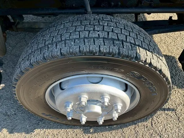 日野 プロフィア QKG-FW1EXBG(8x4)の写真46