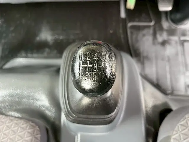 いすゞ エルフ 2RG-NPR88AN(未入力/関係無)の写真32