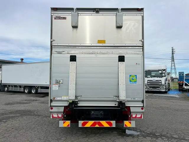 ★フルキャブ！ベッド付き！★6速MT車！★R1-レンジャー・アルミバンPG|日野 レンジャー 2KG-FD2ABG(未入力/関係無)の写真6