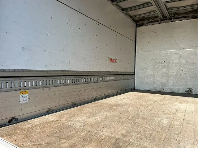 三菱 キャンター TPG-FGA50(4WD)の写真15