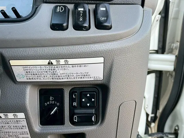 三菱 キャンター TPG-FGA50(4WD)の写真33
