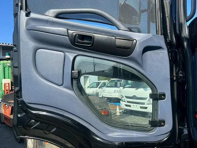 日野 プロフィア KS-FR1EVJA(6x2)の写真20