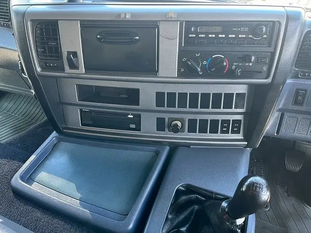 日野 プロフィア KS-FR1EVJA(6x2)の写真26