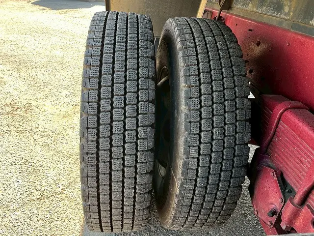 日野 プロフィア KS-FR1EVJA(6x2)の写真44