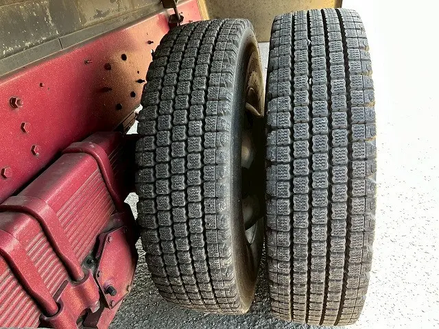 日野 プロフィア KS-FR1EVJA(6x2)の写真45