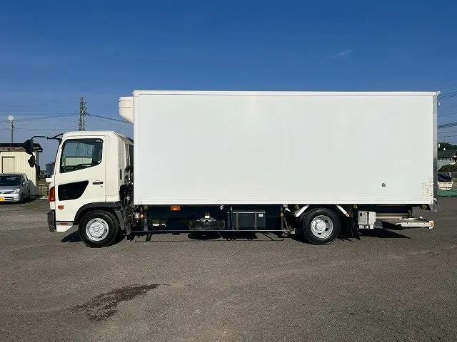 ★2.95トン積載！★6速マニュアル車！★H26-レンジャー・冷蔵冷凍車PG★|日野 レンジャー TKG-FC9JKAG(未入力/関係無)の写真9