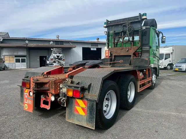 ★520馬力！★ハイキャブ！★ワンオーナー！★H27-スーパーグレート・トラクターヘッド|三菱 スーパーグレート QKG-FV60VJR改(6x4)の写真6