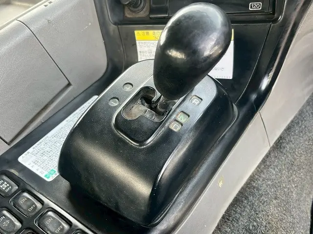 三菱 スーパーグレート QKG-FV60VJR改(6x4)の写真32