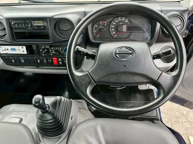 日野 デュトロ TKG-XZU600E(未入力/関係無)の写真30