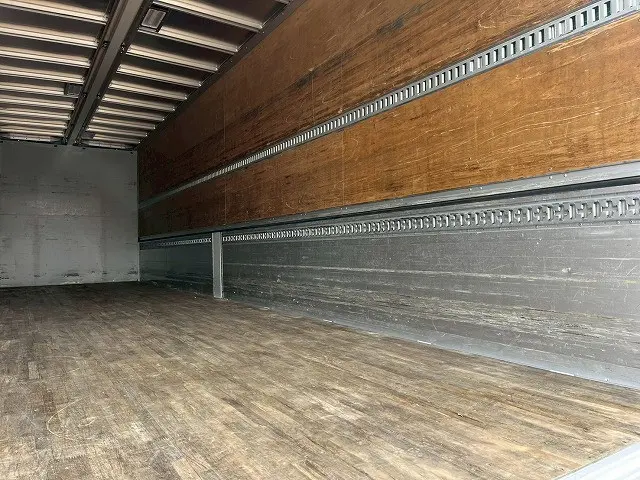 ＵＤ クオン 2PG-CG5CA(8x4)の写真16