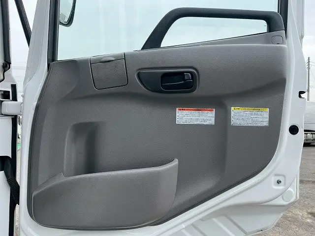 ＵＤ クオン 2PG-CG5CA(8x4)の写真18