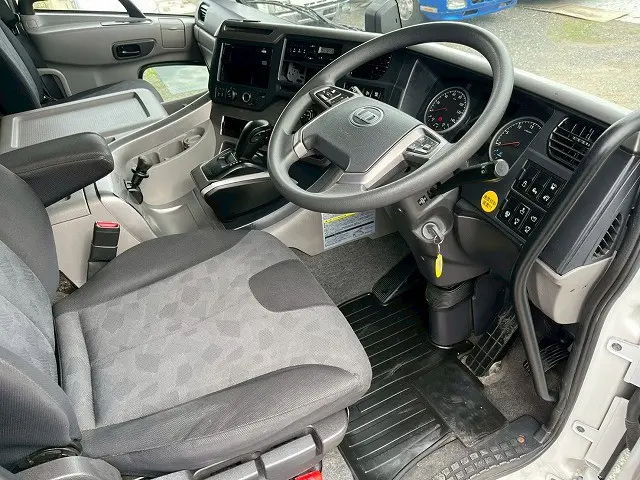 ＵＤ クオン 2PG-CG5CA(8x4)の写真19