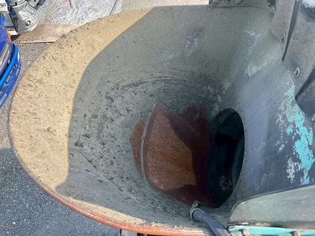 ★6×4！3軸2デフ！★電動ホッパー！★H27-増トンレンジャー・コンクリートミキサー車|日野 レンジャー LDG-GK8JKAA(6x4)の写真12