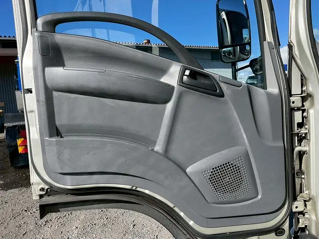 いすゞ エルフ TRG-NMR85AN(未入力/関係無)の写真23