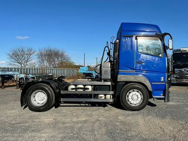 汎用性の高い中間尺！！★7速MT車！★H26-スーパーグレート・トラクターヘッド|三菱 スーパーグレート QKG-FP54VER(未入力/関係無)の写真6