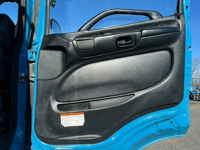 日野 プロフィア QKG-FS1AKAA(6x4)の写真18